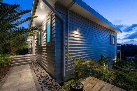 Photo of property in 1 Brind Road, Russell, 0202