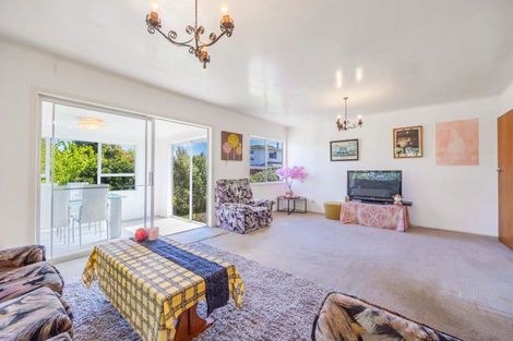 Photo of property in 1/24 Landop Terrace, Howick, Auckland, 2014