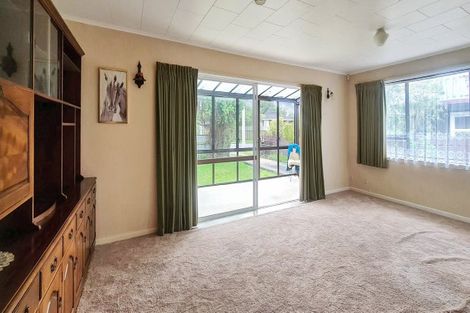 Photo of property in 2 Oaklea Avenue, Marton, 4710