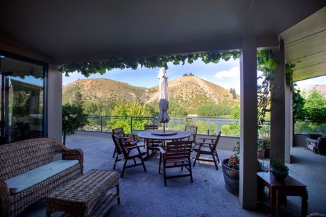 Photo of property in 25 Lowburn Valley Road, Lowburn, Cromwell, 9384