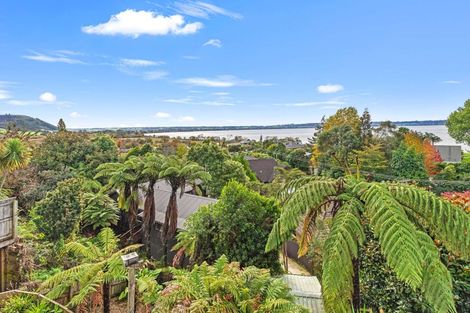 Photo of property in 6 Aries Place, Kawaha Point, Rotorua, 3010