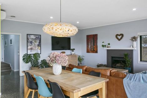 Photo of property in 108 Acacia Heights Drive, Acacia Bay, Taupo, 3385