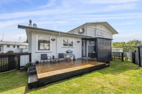 Photo of property in 17 Homedale Street, Pukehangi, Rotorua, 3015