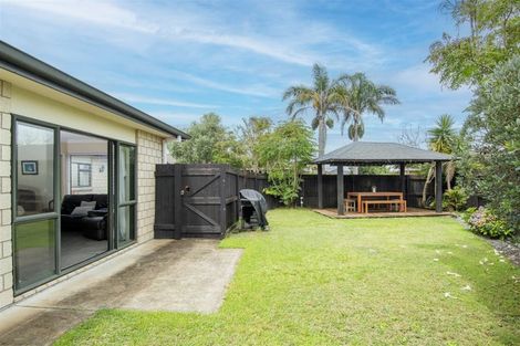 Photo of property in 18 Sarah Place, Papamoa Beach, Papamoa, 3118