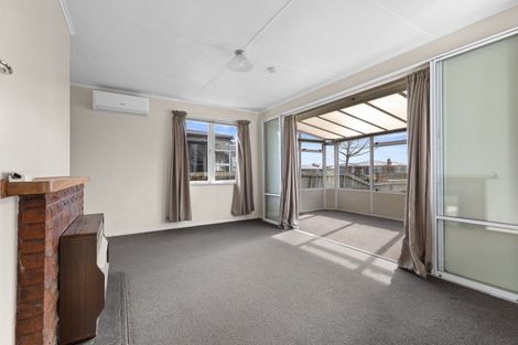 Photo of property in 39 Collins Road, Melville, Hamilton, 3206