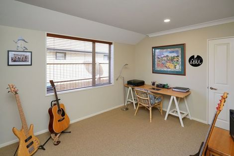 Photo of property in 20 Coppinger Terrace, Aidanfield, Christchurch, 8025