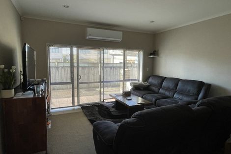 Photo of property in 13 Skip Lane, East Tamaki, Auckland, 2013