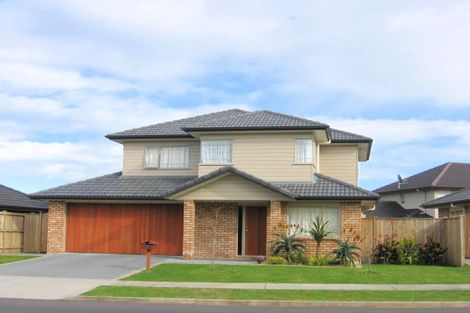 Photo of property in 121 Middlefield Drive, Flat Bush, Auckland, 2016