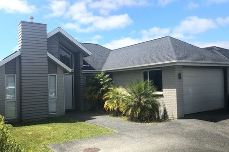 Photo of property in 45 Harrowglen Drive, Northcross, Auckland, 0630