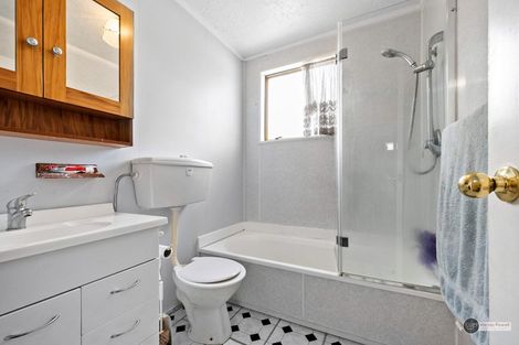 Photo of property in 1/5 Kowhai Street, Naenae, Lower Hutt, 5011