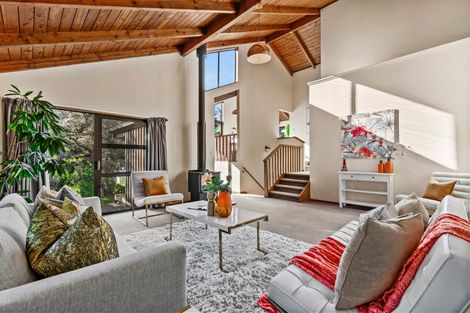 Photo of property in 21a Western Road, Laingholm, Auckland, 0604