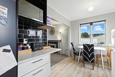 Photo of property in 4 Glenn Street, Castlecliff, Whanganui, 4501