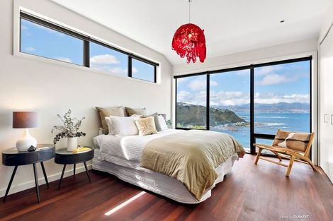 Photo of property in 31 Milne Terrace, Island Bay, Wellington, 6023