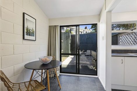 Photo of property in 2/11 Anderson Terrace, Mount Cook, Wellington, 6021