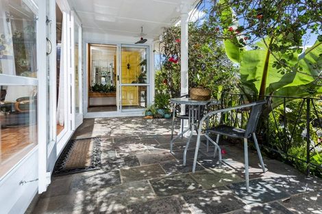 Photo of property in 50 Eban Avenue, Hillcrest, Auckland, 0627