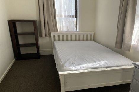 Photo of property in 35 Bay Street, Petone, Lower Hutt, 5012