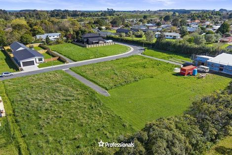 Photo of property in 13 Te Awahohonu Lane, Otaki, 5512