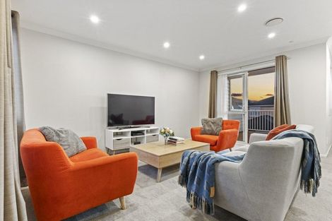 Photo of property in 13 Laquinta Place, Flat Bush, Auckland, 2019