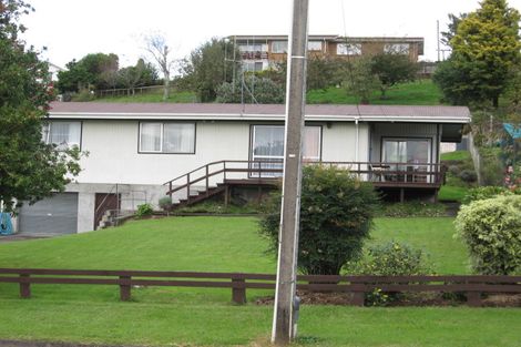 Photo of property in 15 Bear Street, Tirau, 3410