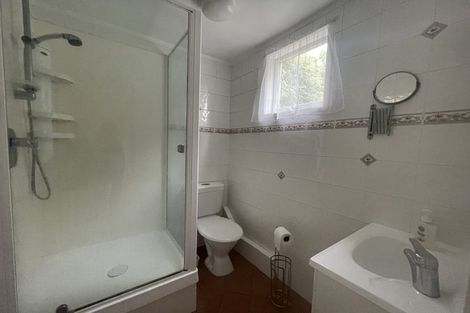 Photo of property in 15 Trafalgar Road, Milford, Auckland, 0620