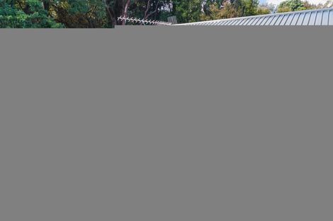 Photo of property in 2b Collingwood Road, Waiuku, 2123