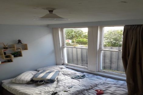 Photo of property in 48-50 Porritt Avenue, Mount Victoria, Wellington, 6011