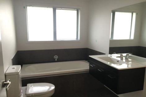 Photo of property in 8 Dyer Lane, Cambridge, 3434