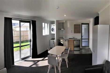 Photo of property in 2/28 Beatty Street, Melville, Hamilton, 3206