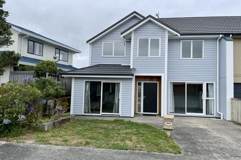 Photo of property in 34a Landsdowne Terrace, Karori, Wellington, 6012