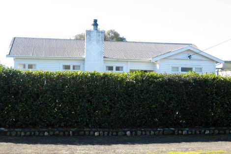 Photo of property in 40 Victoria Street, Carterton, 5713