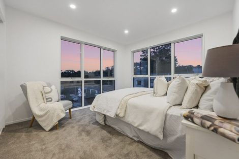 Photo of property in 6a Kaimai Avenue, Massey, 0614