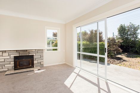 Photo of property in 17 De Lautour Road, Kaiti, Gisborne, 4010