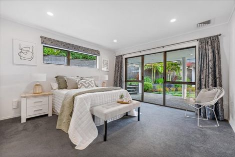Photo of property in 7 Bannings Way, Hobsonville, Auckland, 0618
