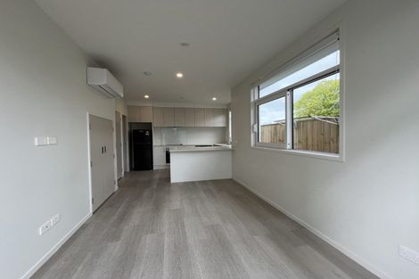Photo of property in 3/2 Moor Avenue, Te Atatu Peninsula, Auckland, 0610