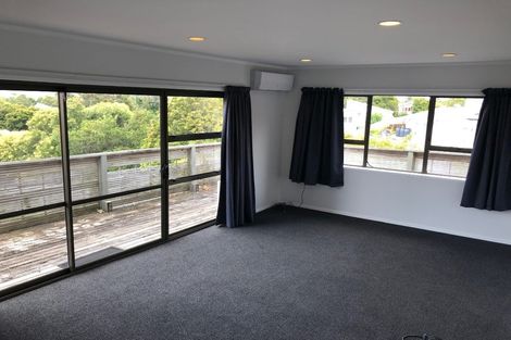 Photo of property in 185 Rangatira Road, Beach Haven, Auckland, 0626