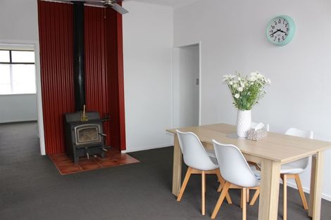 Photo of property in 90 Tasman Street, Karoro, Greymouth, 7805