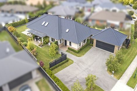 Photo of property in 12 Churchill Drive, Rangiora, 7400