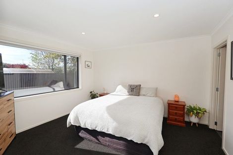 Photo of property in 40 Queen Street, Winton, 9720