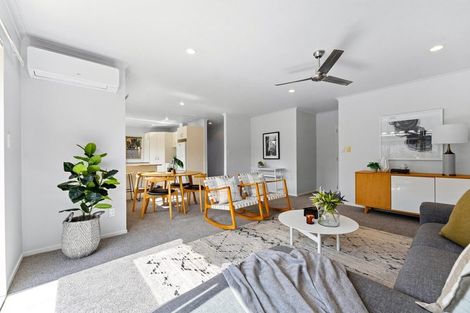 Photo of property in 2a Laurie Street, Red Beach, 0932