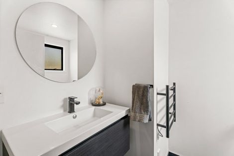 Photo of property in 77b Meadowstone Drive, Wanaka, 9305