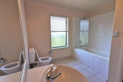 Photo of property in 50 Millennial Way, Orewa, 0931