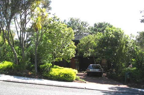 Photo of property in 3 Saddleback Rise, Murrays Bay, Auckland, 0630