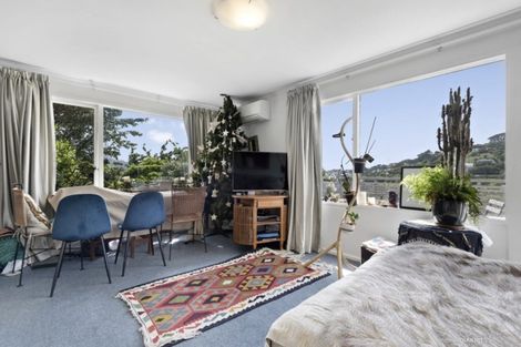 Photo of property in 3a Chancellor Way, Crofton Downs, Wellington, 6035