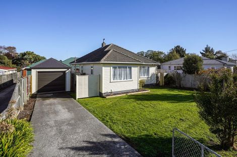 Photo of property in 47 Mcgregors Road, Bromley, Christchurch, 8062