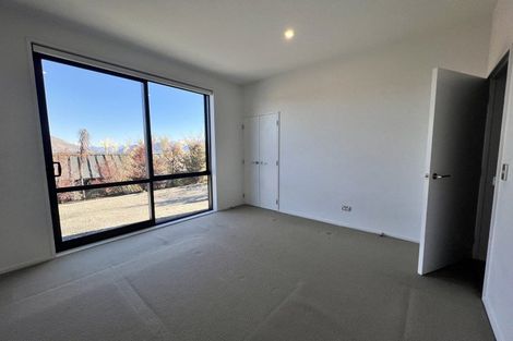 Photo of property in 9 Rabbiters Crescent, Jacks Point, Queenstown, 9371