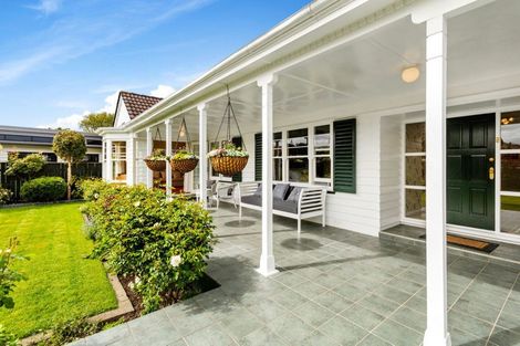 Photo of property in 15 Troon Crescent, Boulcott, Lower Hutt, 5010
