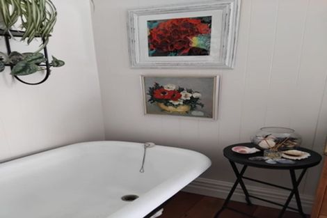 Photo of property in 15 Bourke Street, Palmerston North, 4410