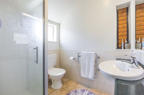 Photo of property in 51 Hart Road, Hauraki, Auckland, 0622