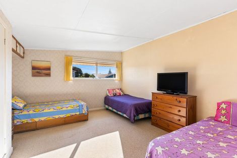 Photo of property in 36 Gawler Street, Te Horo Beach, Otaki, 5581
