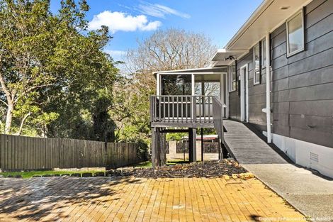 Photo of property in 24 Leaver Place, Weymouth, Auckland, 2103
